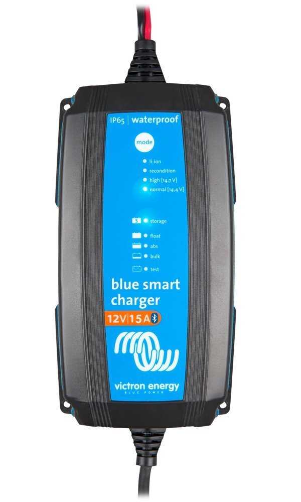 Victron BlueSmart IP65 chytrá nabíječka baterií 12V/15A + DC konektor