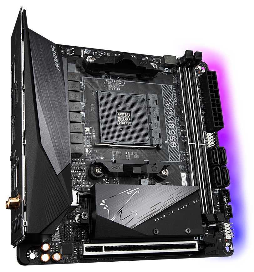 GIGABYTE B550I AORUS PRO AX / AMD B550 / AM4 / 2x DDR4 / 2x M.2 / 2x HDMI / DP / WiFi 6 / mini-ITX