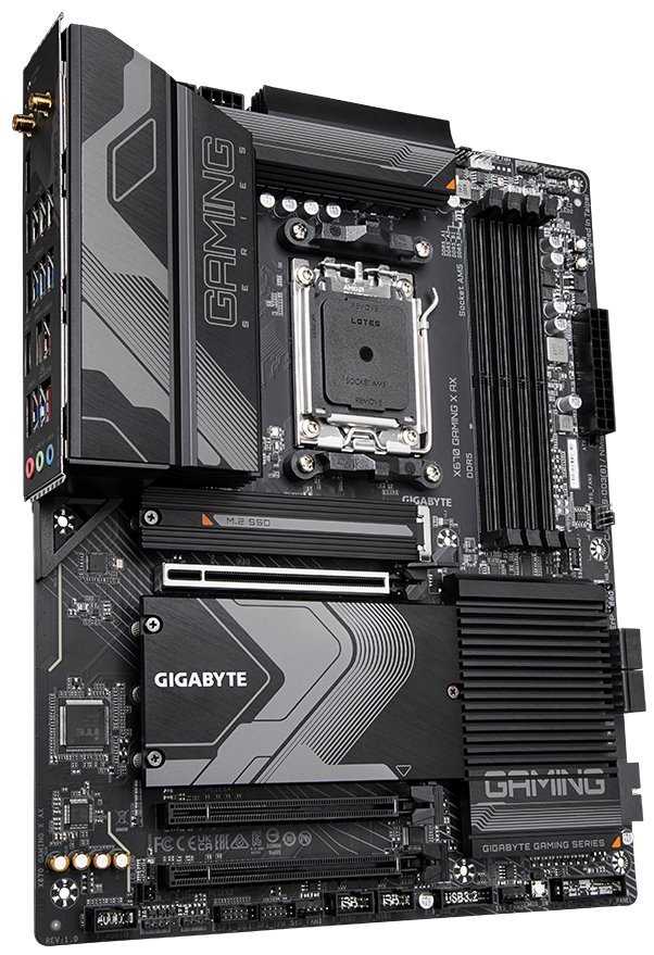 GIGABYTE X670 GAMING X AX / AMD X670 / AM5 / 4x DDR5 DIMM / 4x M.2 / HDMI / USB-C / WiFi / ATX