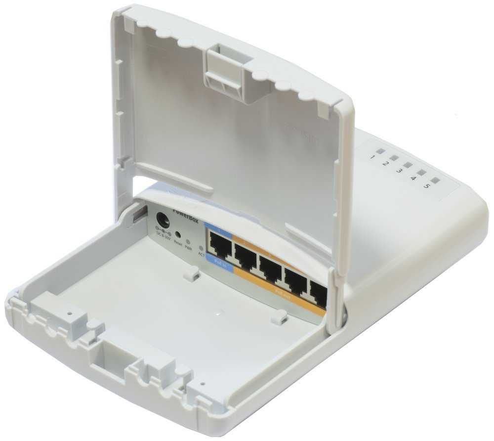 MikroTik RouterBOARD PowerBox 64 MB RAM, 650 MHz, 5x LAN, PoE in/out vč. L4