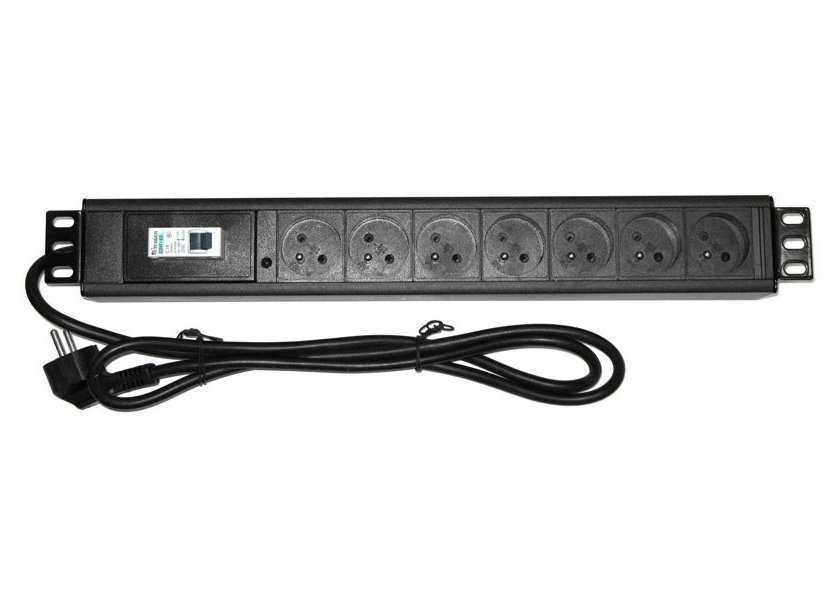 XtendLan 19" rozvodný panel 7x 230V, ČSN, s nadproudovým jističem/vypínačem